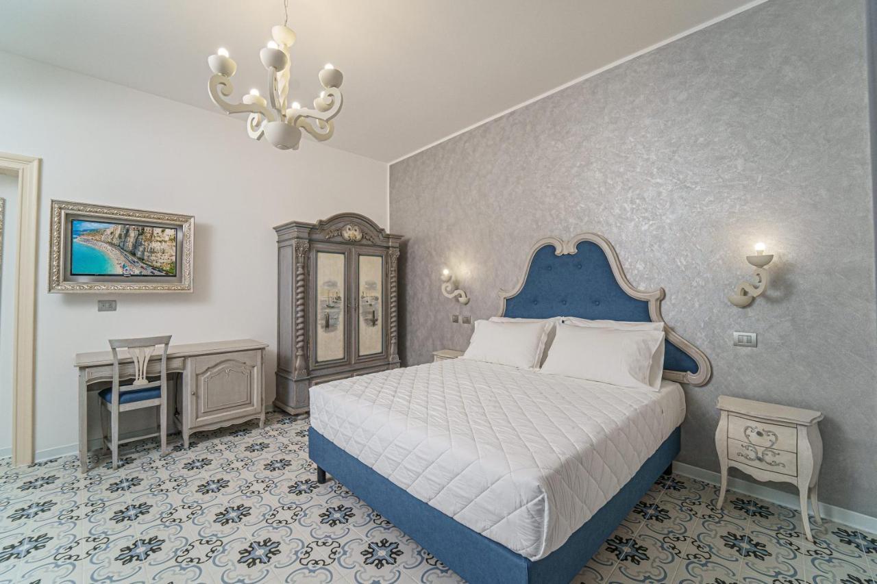 Plaza Boutique Hotel - Тропеа Екстериор снимка