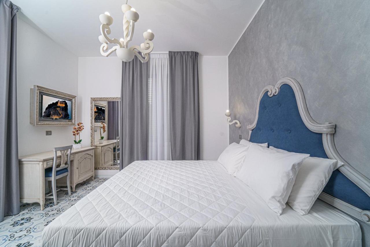 Plaza Boutique Hotel - Тропеа Екстериор снимка