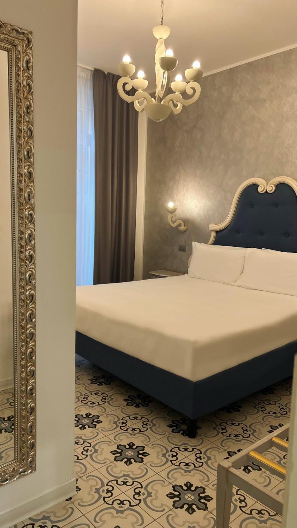 Plaza Boutique Hotel - Тропеа Екстериор снимка