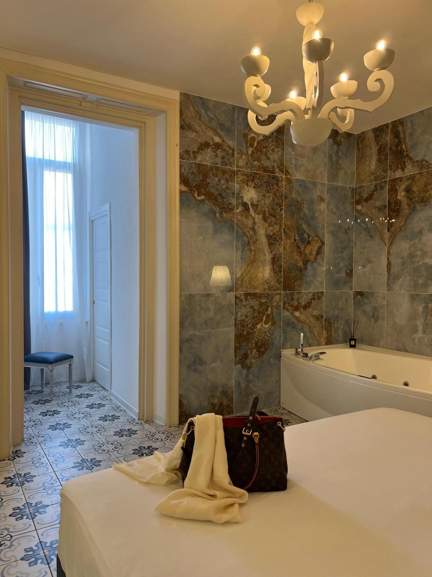 Plaza Boutique Hotel - Тропеа Екстериор снимка